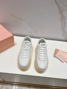 Miu Miu White Sneakers Gate10695