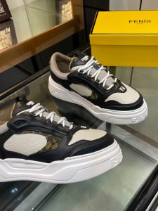 Fendi Sneakers Gate14741