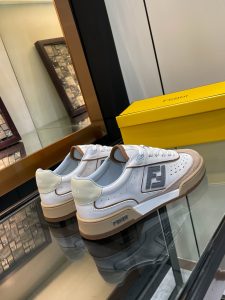 Fendi Sneakers Gate14733