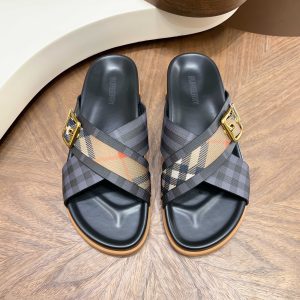 Burberry Strappy Sandals Gate63
