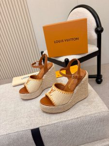 Louis Vuitton Straw Shoes Gate339
