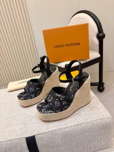 Louis Vuitton Straw Sandals Gate325