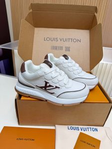 Louis Vuitton Sneakers Gate14482
