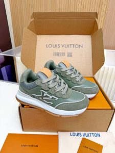 Louis Vuitton Sneakers Gate14485