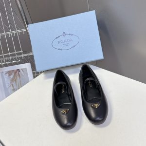 Prada Flat Shoes Gate7689