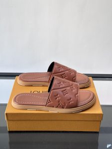 Louis Vuitton Beach Sandals Gate8495