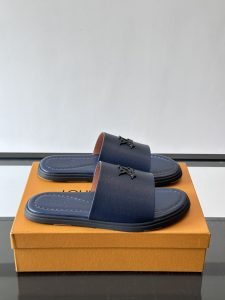 Louis Vuitton Beach Sandals Gate8508