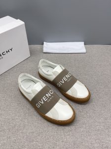 Givenchy Sneakers Gate12915