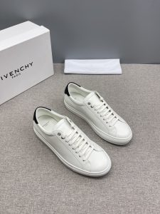 Givenchy Sneakers Gate12919