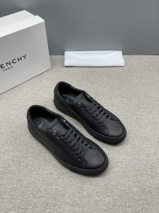 Givenchy Sneakers Gate12922
