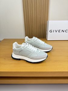 Givenchy Sneakers Gate14834