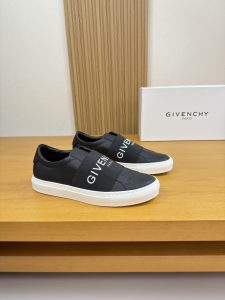 Givenchy Sneakers Gate14821