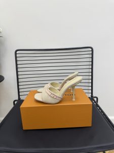 Louis Vuitton Leather Shoes Gate7159