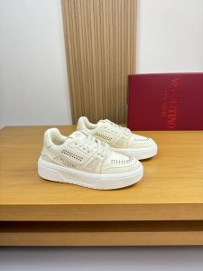 Valentino Sneakers Gate15344