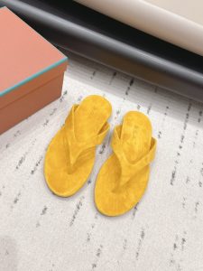 Loro Piana Flip-Flops Gate8285