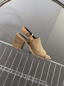 Hermes Chunky Heeled Sandals Gate427