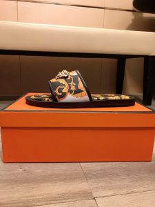 Versace Men'S Slippers Gate5380