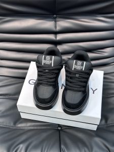 Givenchy Casual Shoes Gate12026