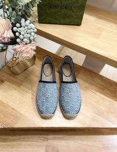 Gucci Canvas Shoes Gate696