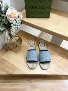 Gucci Canvas Shoes Gate736