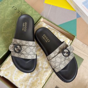 Gucci Flip-Flops Gate8432