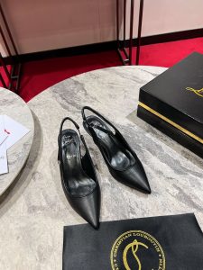 Christian Louboutin High Heel Gate1167