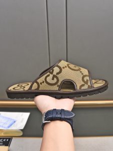Gucci Slippers Gate9368