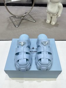 Prada Beach Sandals Gate8512