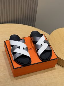 Hermes Men'S Slippers Gate5401