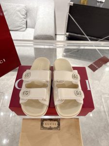 Gucci Buckle Sandals Gate475