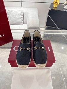 Gucci Canvas Shoes Gate599
