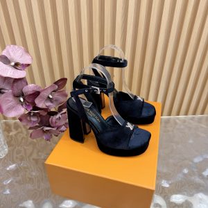 Louis Vuitton Leather Shoes Gate6573