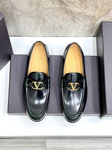 Valentino Loafers Gate4205
