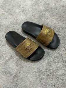 Versace Slippers Gate9968