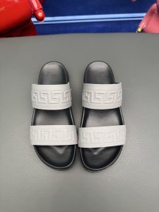 Versace Men'S Slippers Gate5371