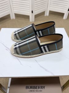 Burberry Casual Slippers Gate11349