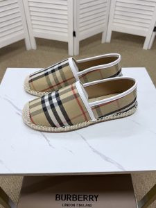 Burberry Casual Slippers Gate11351