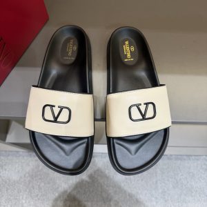 Valentino Flat Sandals Gate7499
