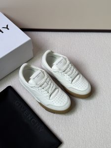Givenchy Sneakers Gate13696