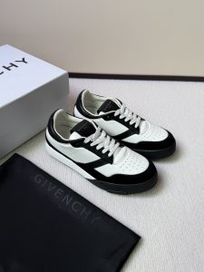Givenchy Sneakers Gate13697