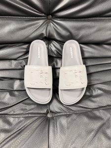 Burberry Plaid Sandals Gate1822
