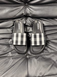 Burberry Plaid Sandals Gate1825