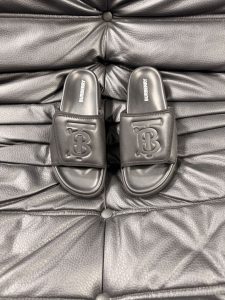 Burberry Plaid Sandals Gate1830