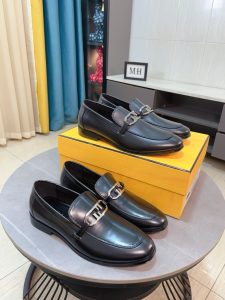Fendi Casual Leather Shoes Gate11069