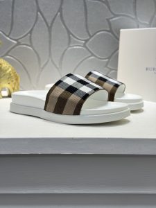 Burberry Canvas Shoes Gate660