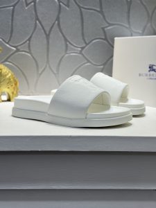 Burberry Slippers Gate8980