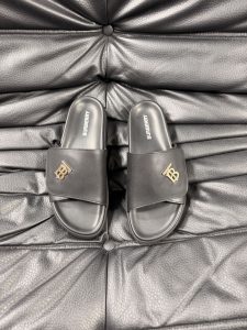 Burberry Plaid Sandals Gate1842