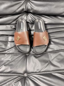 Burberry Plaid Sandals Gate1843