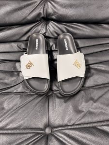 Burberry Plaid Sandals Gate1844