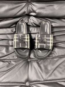 Burberry Plaid Sandals Gate1845
